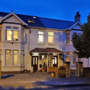https://weavers-house-b-and-b.cardiffhotelswales.com