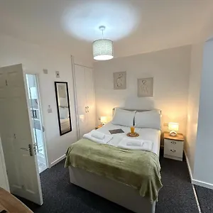 https://newmarket-road-studios-and-suites-by-tas-accommodations.cambridgehotelsuk.com