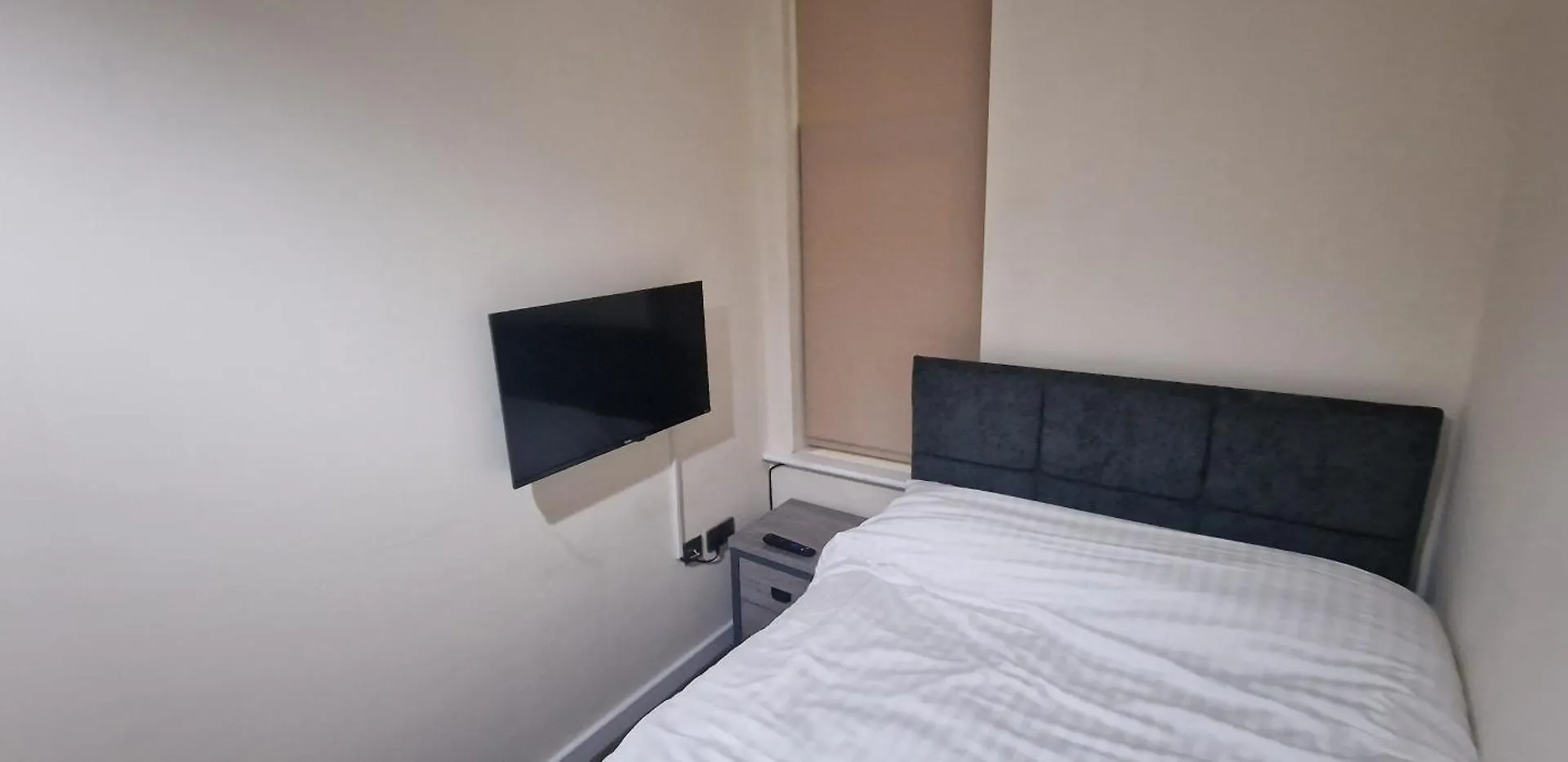 Guest house Apartment In Central Halifax United Kingdom