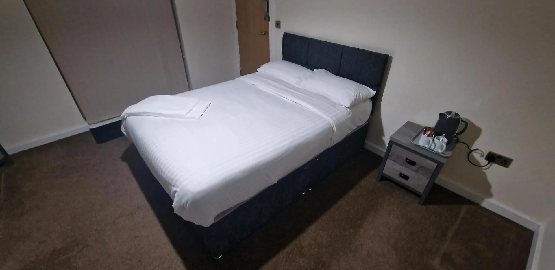 Apartment In Central Halifax United Kingdom